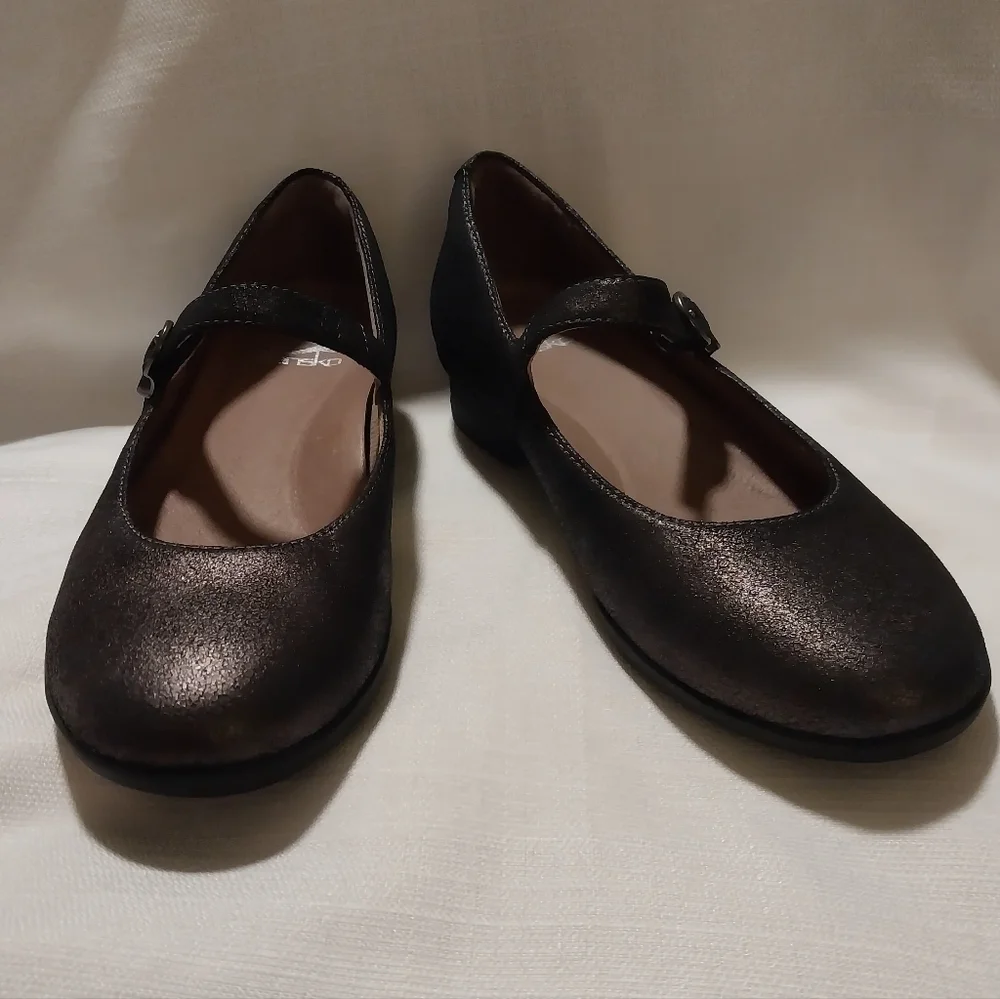 Dansko Kaelyn Graphite Shimmer Mary Jane Flats